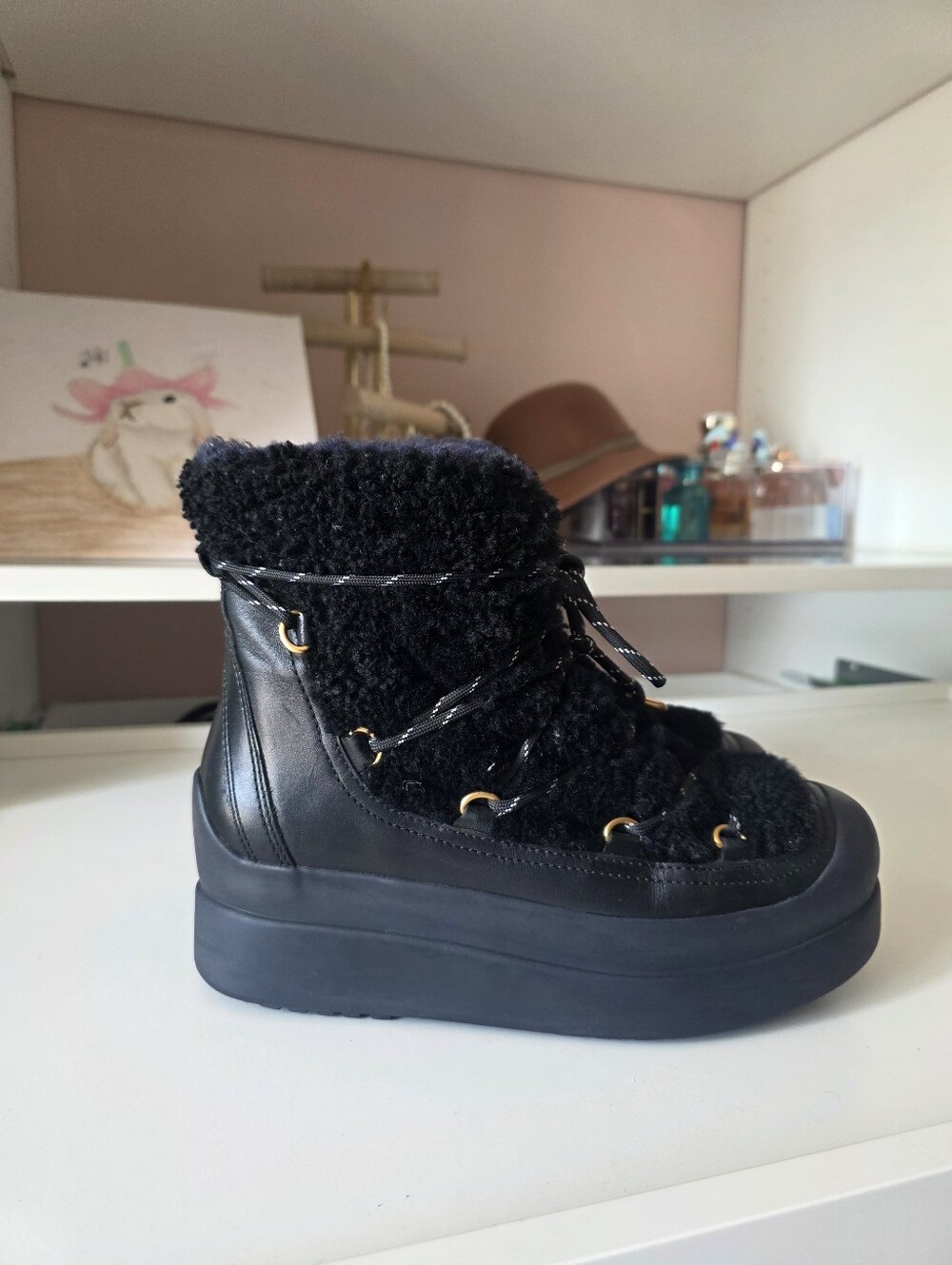 Tory Burch Courtney shearling boots - Picture 4 of 7
